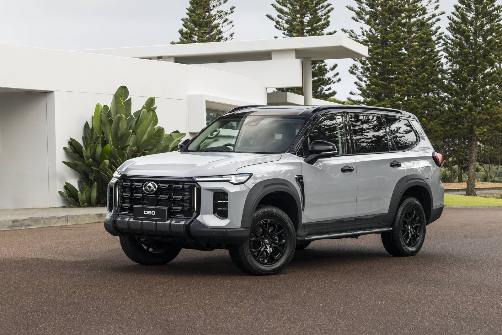D90 SUV — 2